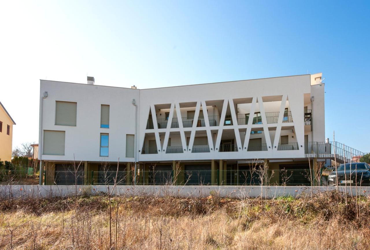 The Grand Apartment Rovinj Exterior photo